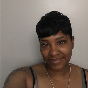 Meet your Posher, Kamisha